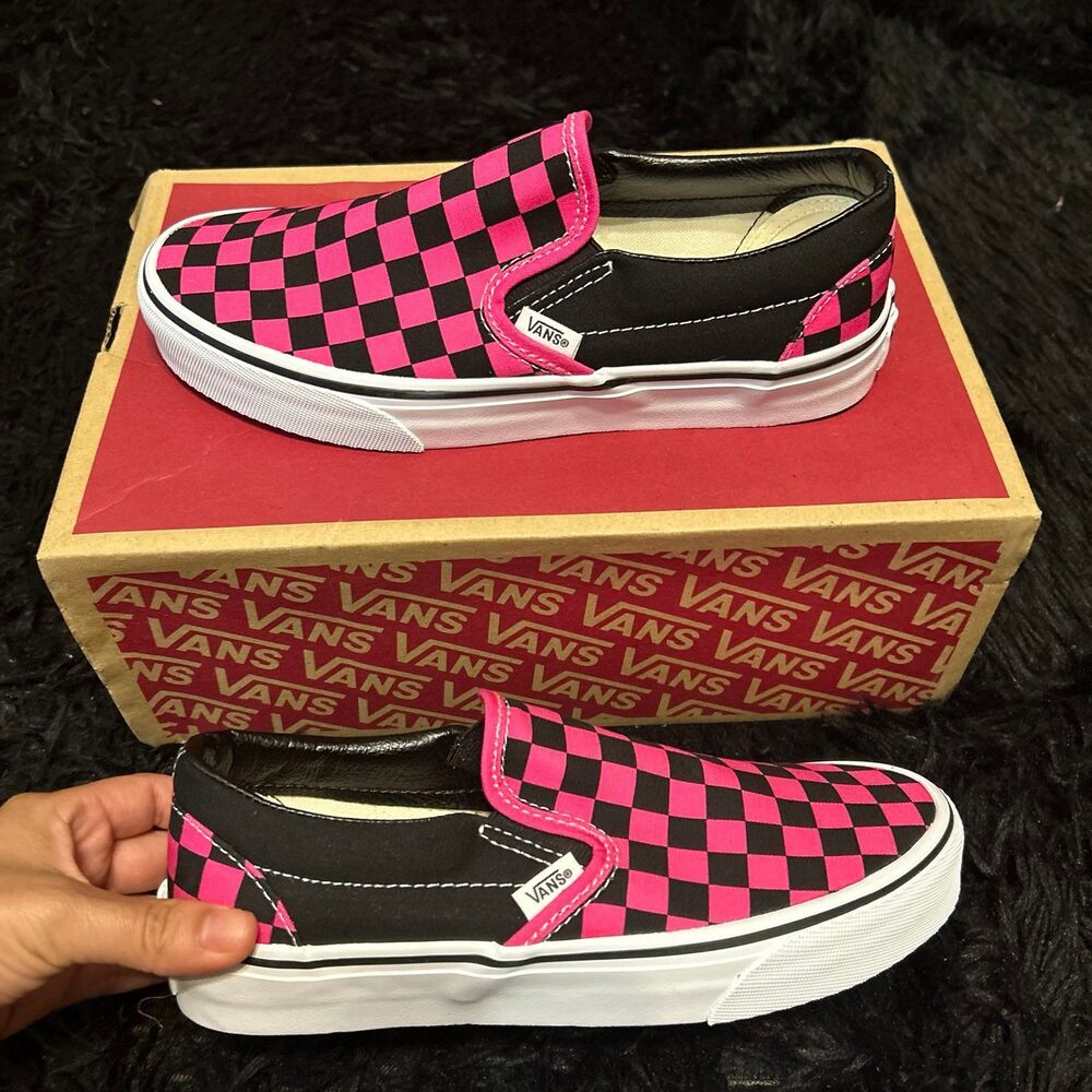VANS checkerboard pink black slip on shoes sneakers women’s 7 new